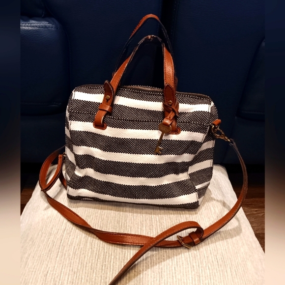 Fossil Striped Black and White Handbag with Tan Accents - Picture 1 of 6